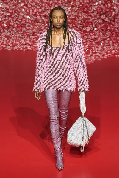 Look 22